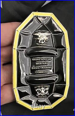 NAVY SEAL NSW Naval Special Warfare Basic Training CMD Boat Shape Challenge Coin