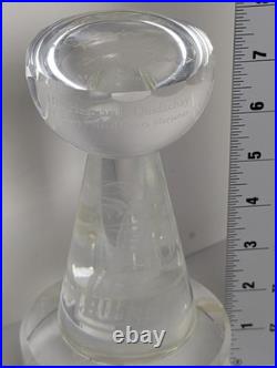 USO Guam Service Member of the Year Crystal Award Trophy 2007 US Navy Naval